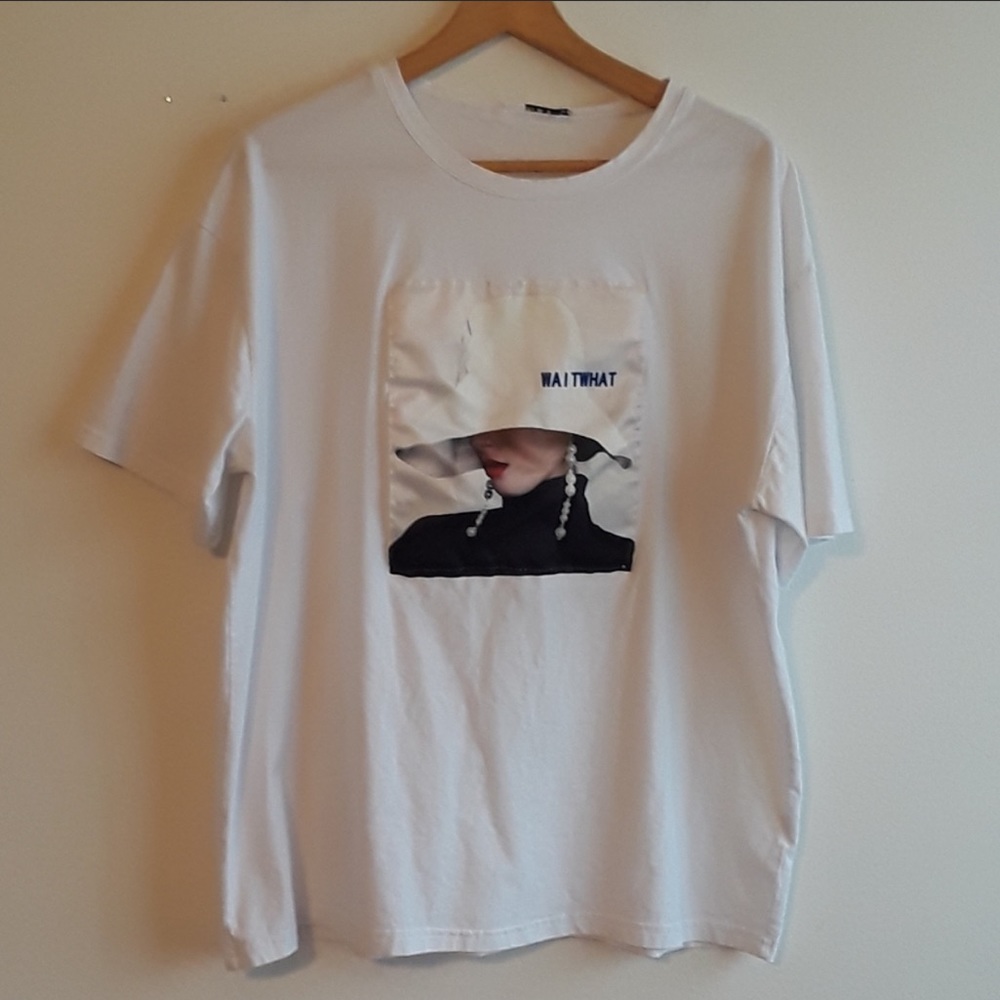 M&V Parisian Brand Wait, What? Statement Tee S S/M